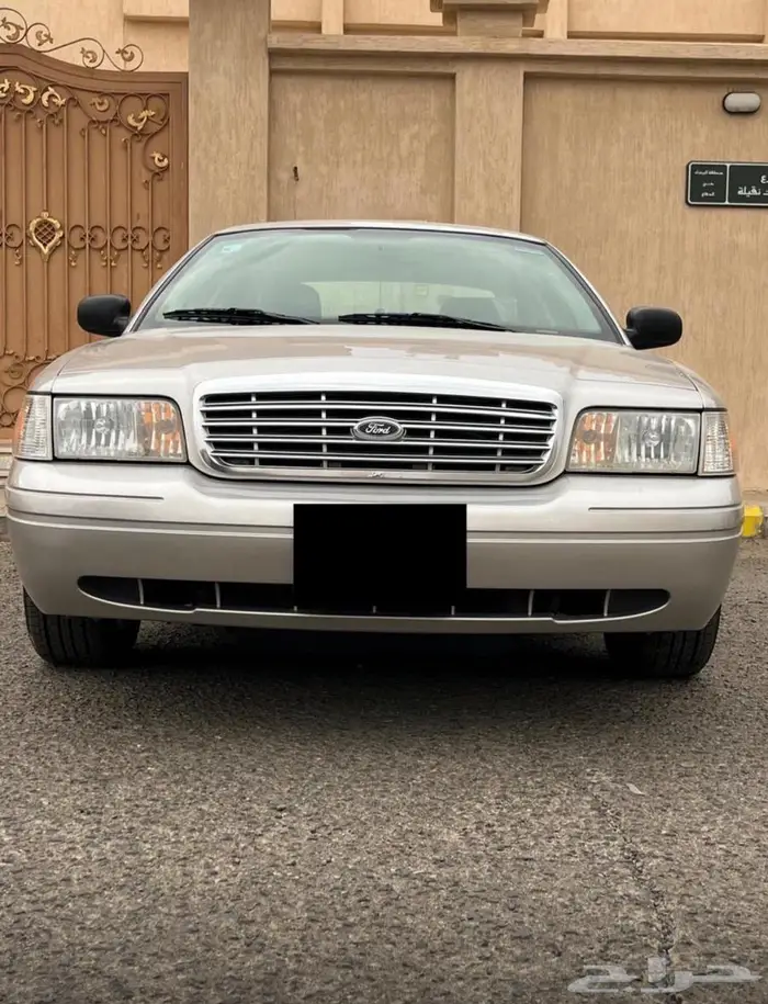 كراون فكتوريا 2009 مخزن لأهل الصنف 20