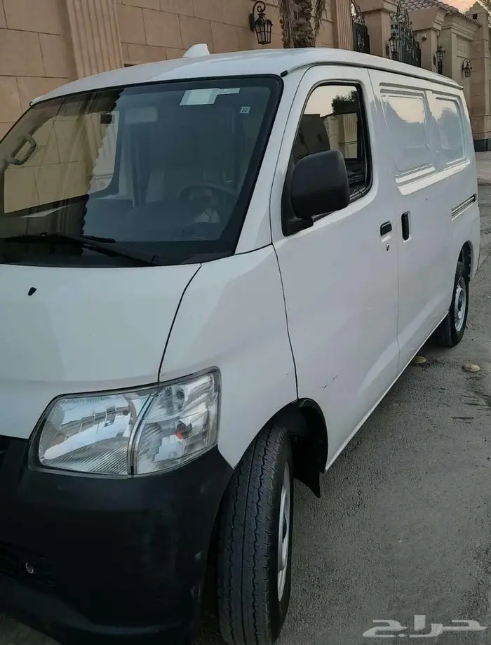 فان بضاعة تويوتا لايت اس 2024 للبيع 7