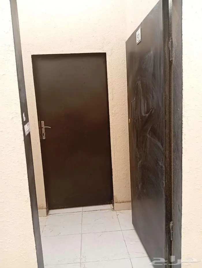 غرفة عزاب مكيفة للايجار بحي الرمال 2