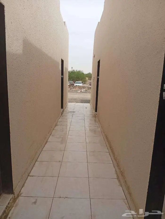 غرفة عزاب مكيفة للايجار بحي الرمال 5