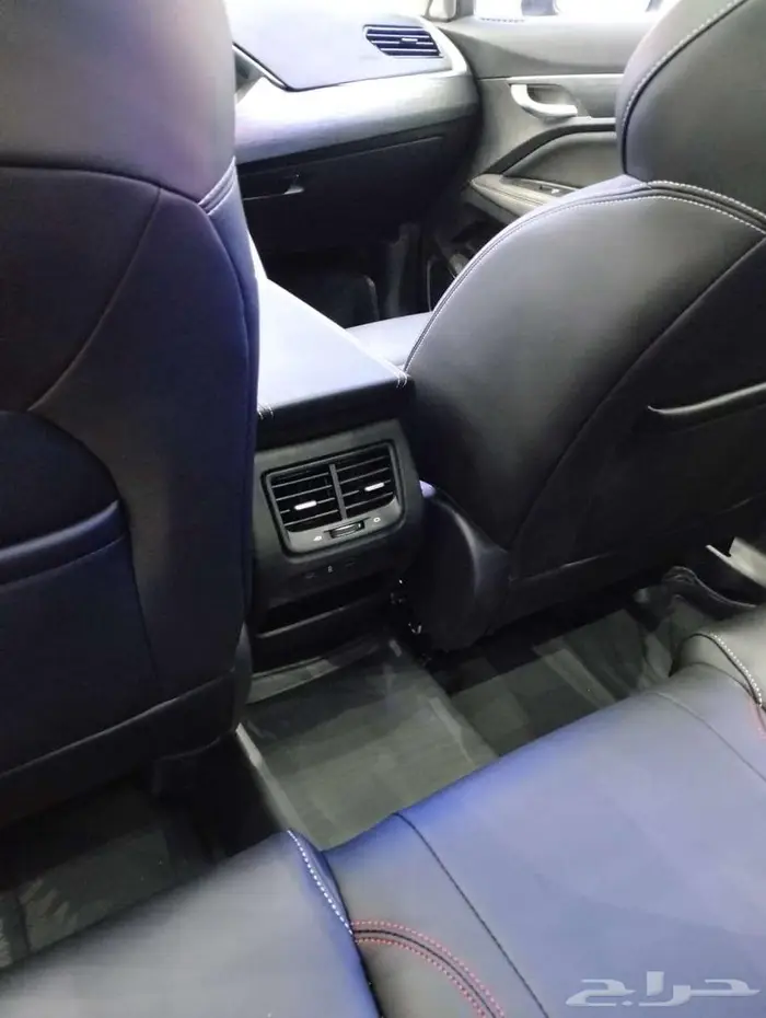 جيلي توجيلا 2025 الفل والاستندر باقل سعر في السوق 7