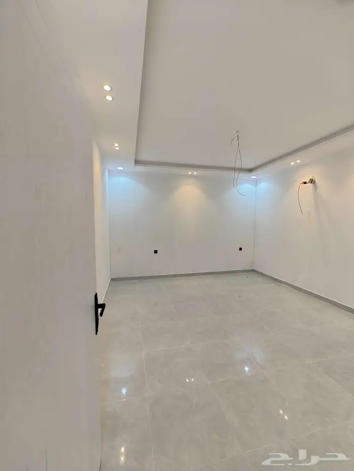 فيلا فاخرة للبيع بحى الصالحيه 28