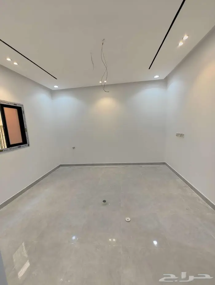 فيلا فاخرة للبيع بحى الصالحيه 23