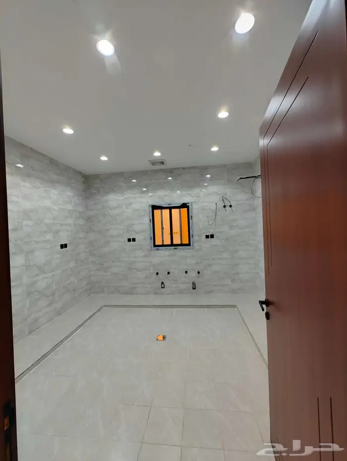 فيلا فاخرة للبيع بحى الصالحيه 26