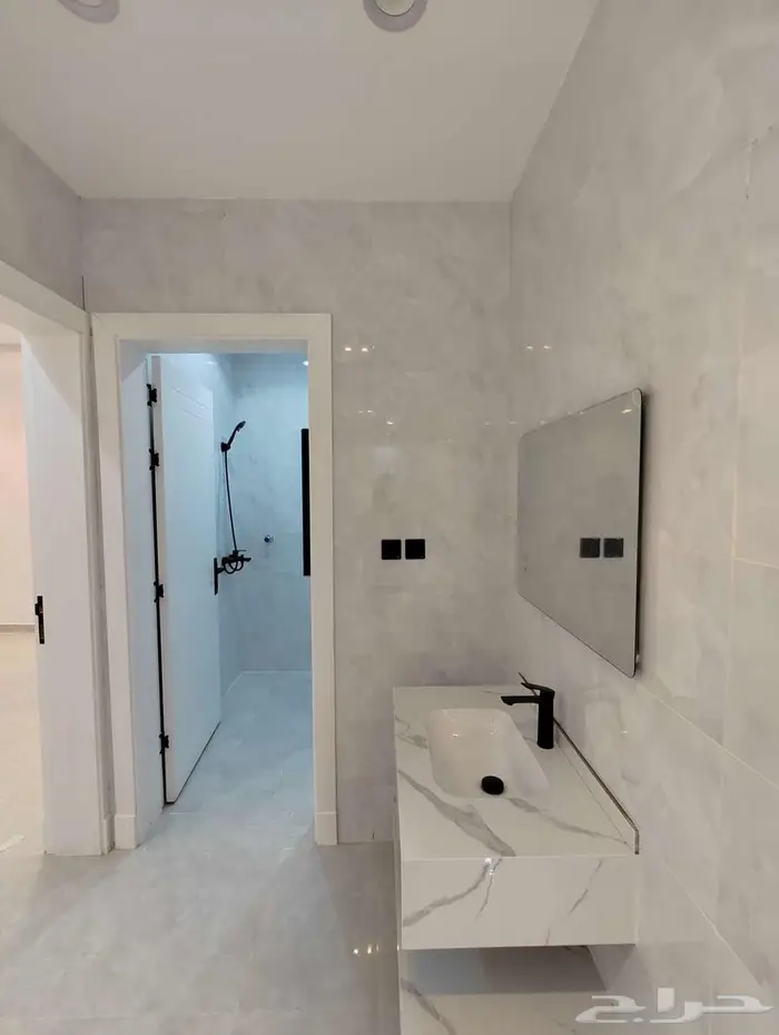 فيلا فاخرة للبيع بحى الصالحيه 13