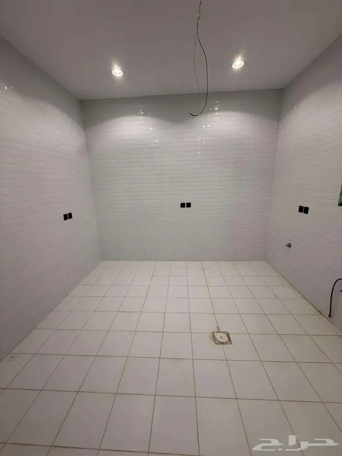 فيلا فاخرة للبيع بحى الوفاء 12