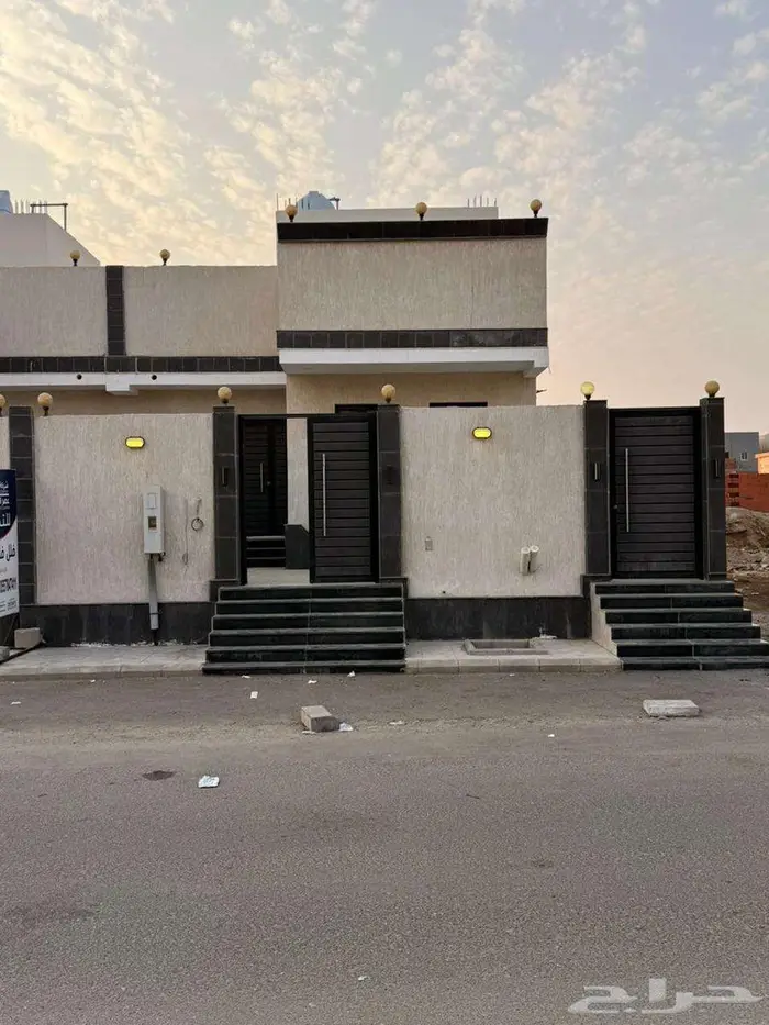 فيلا فاخرة للبيع بحى الوفاء 0