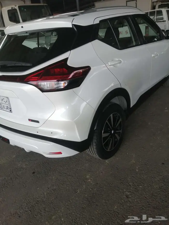 نيسان كيكس 12