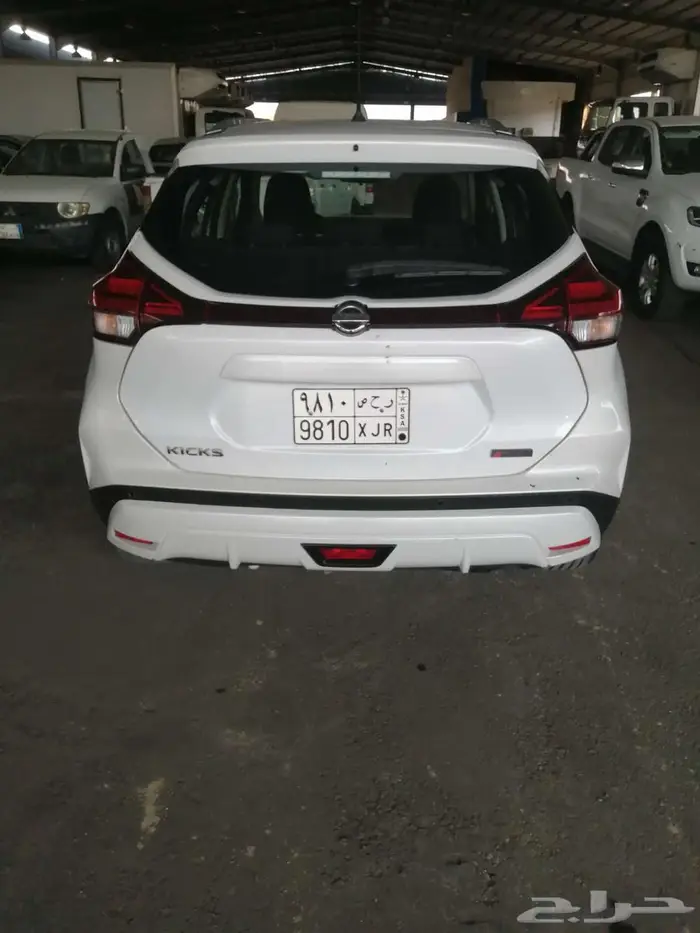 نيسان كيكس 16