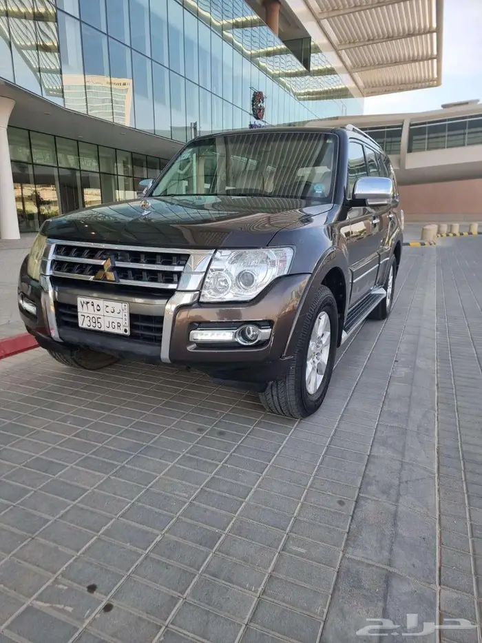 2019 Mitsubishi Pajero GLS   V6 3.5L   4x4   2nd Owner 12
