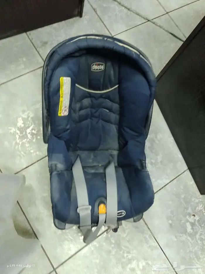 مقعد سيارة أطفال ماركة Chicco 1