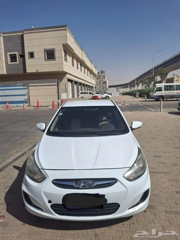 اكسنت 2012 للبيع 1