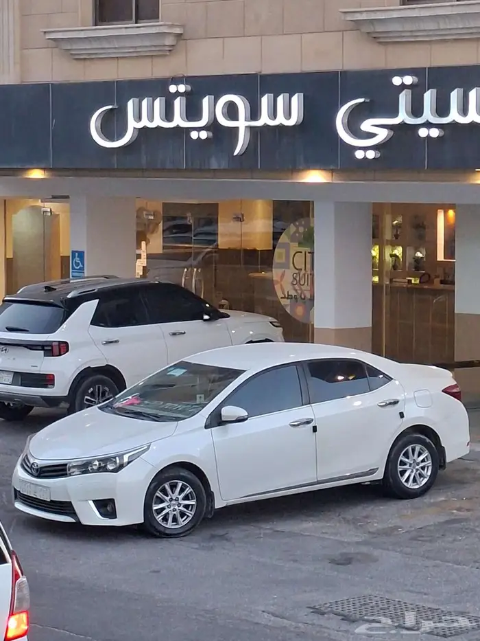 كرولا 2015 كورلا نظيف مخزن ممشى حقيقي مالك واحد 0