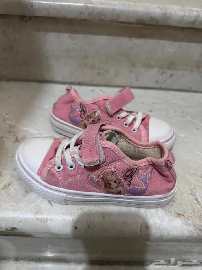 احذيه وأغراض 11