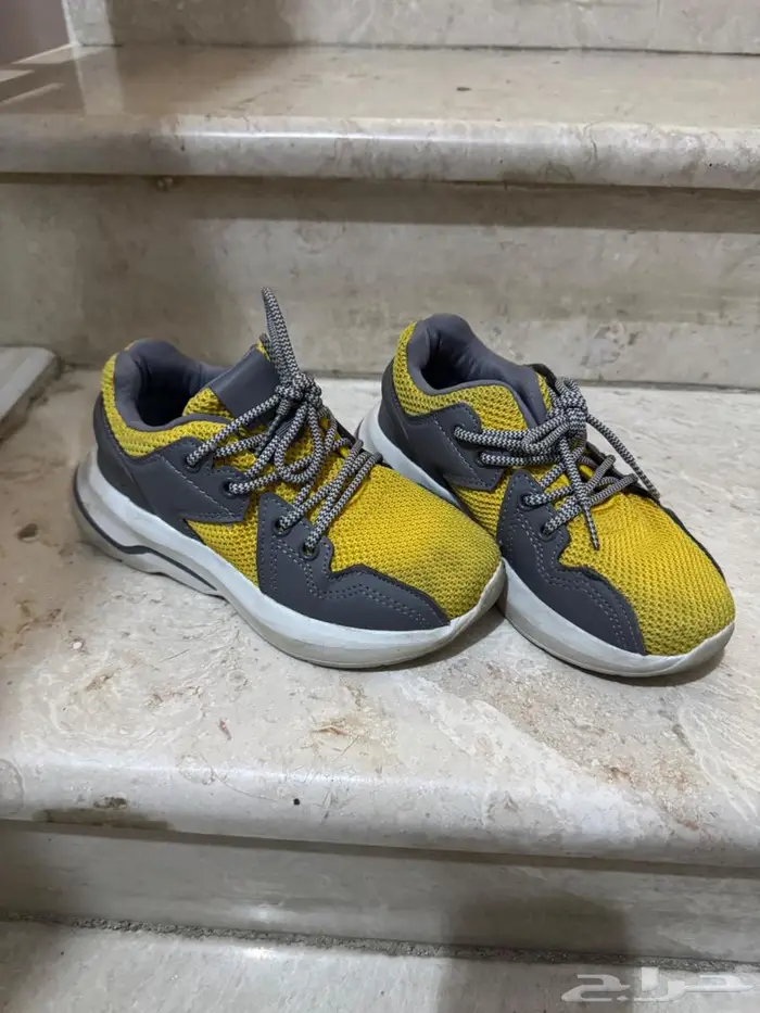 احذيه وأغراض 16