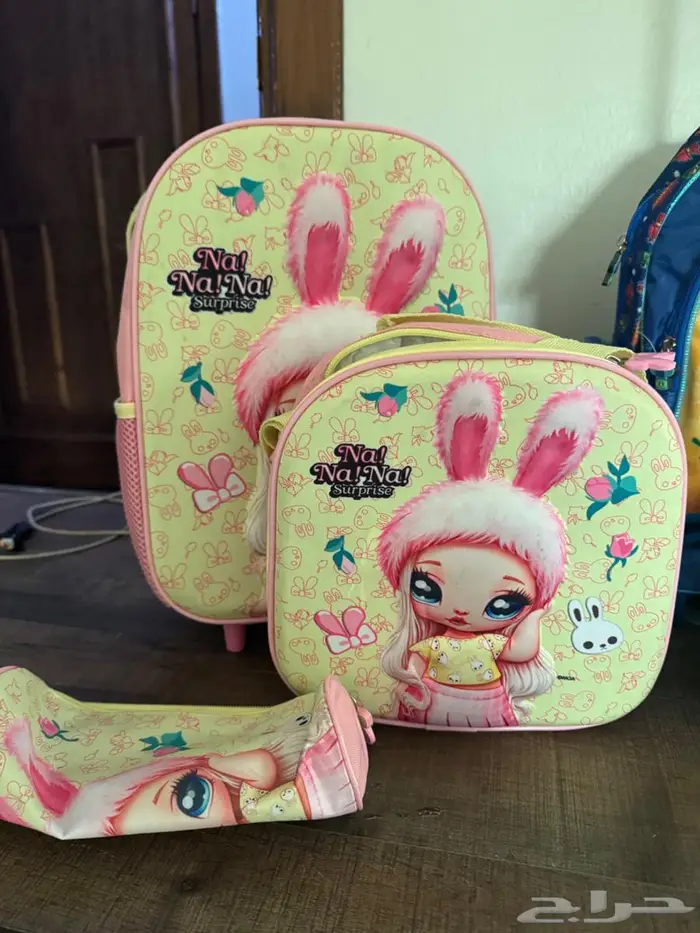 احذيه وأغراض 25