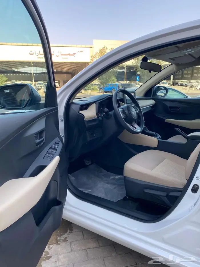 تويوتا يارس Y موديل 2024 عداد 3 الاف كم فقط 6