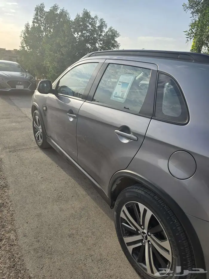 ميتسوبيشي asx 5