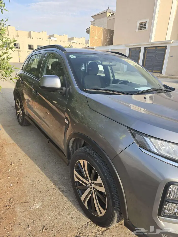 ميتسوبيشي asx 4