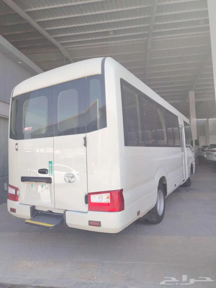 تويوتا باص كوستر 2025 بنزين 2.7 قير عادي 20 راكب COASTER 5