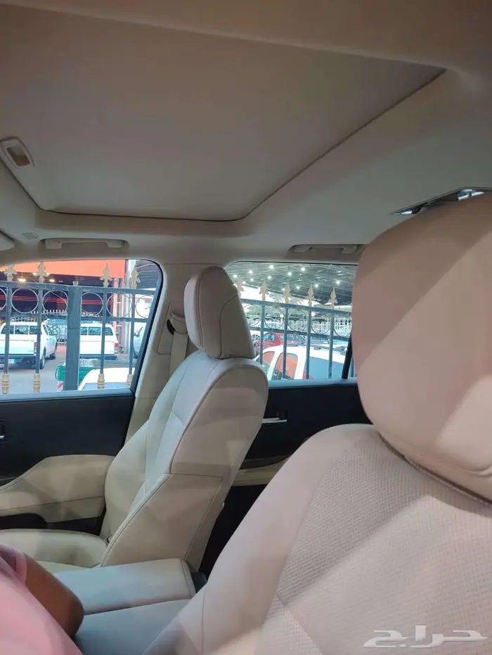 تويوتا لاند كروزر VXR 2023 15