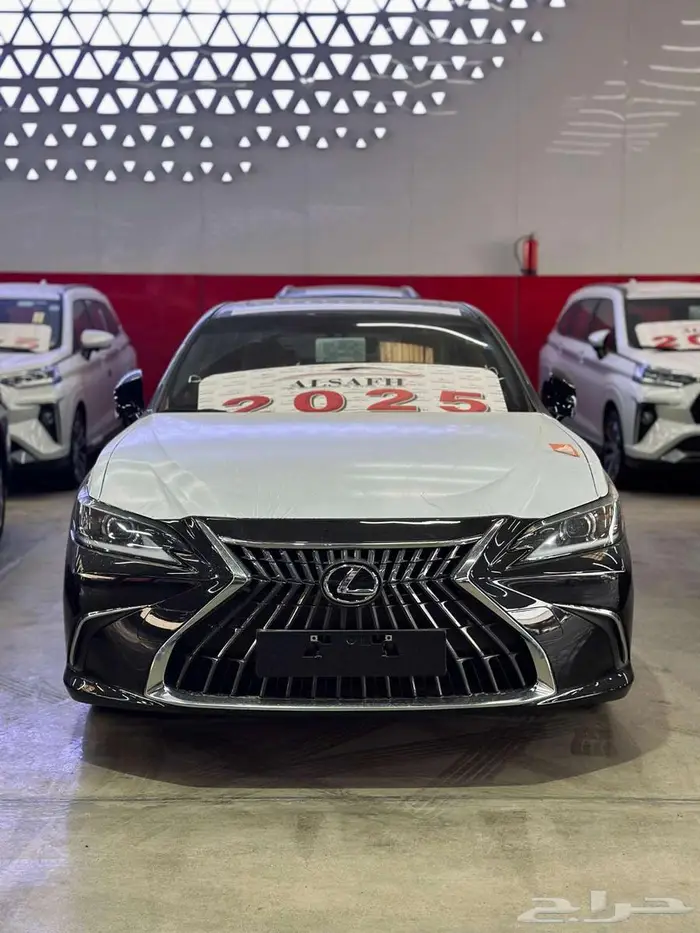 لكزس ES300AH 2025 0