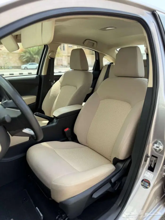 تويوتا يارس Y موديل 2024 عرض خاص 49500 12