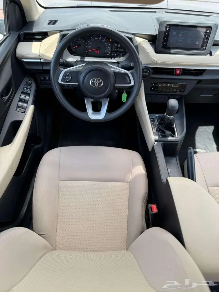 تويوتا يارس Y موديل 2024 عرض خاص 49500 8