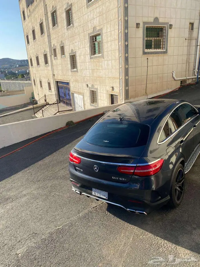 سيارة مرسيدس 63 S 5