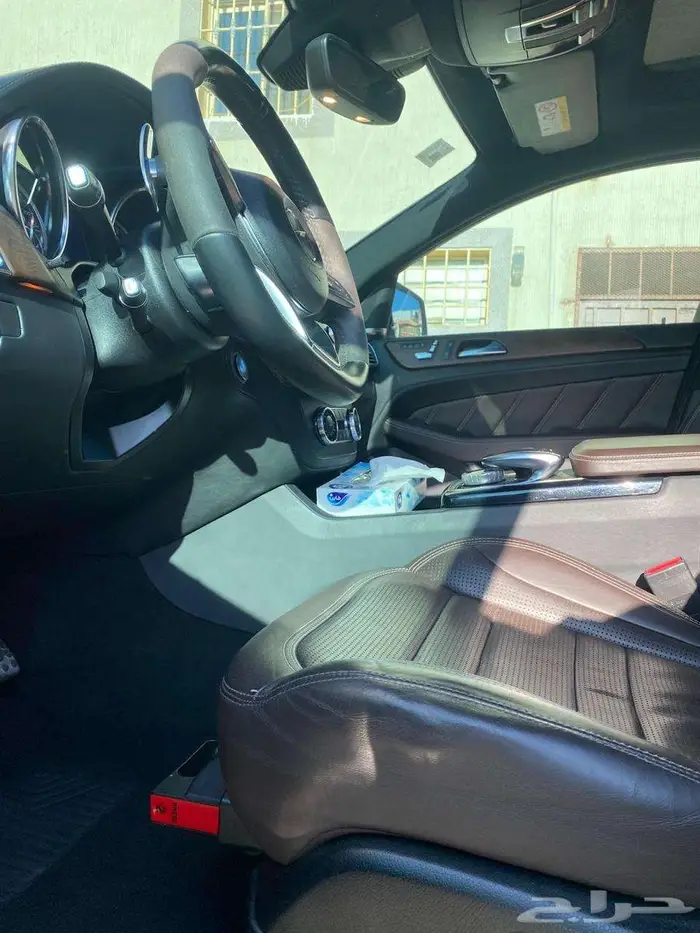 سيارة مرسيدس 63 S 6