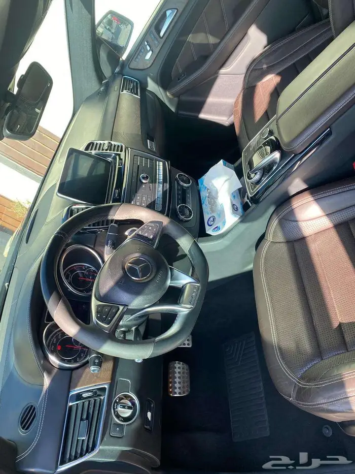 سيارة مرسيدس 63 S 9