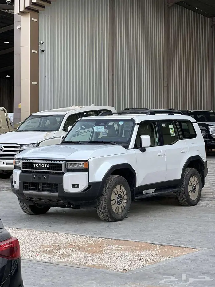 برادو 2025 بالنقد والتقسيط جميع البنوك 0