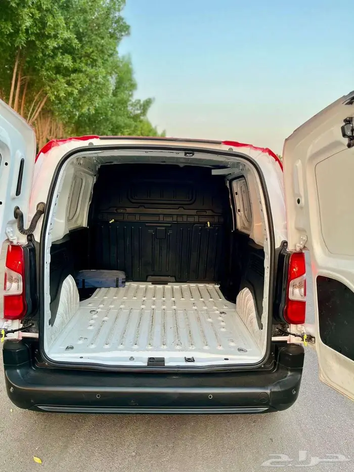 بيجو بارتنر 2023 ديزل مجدد ومفحوص ب 29 الف بالضريبة 10