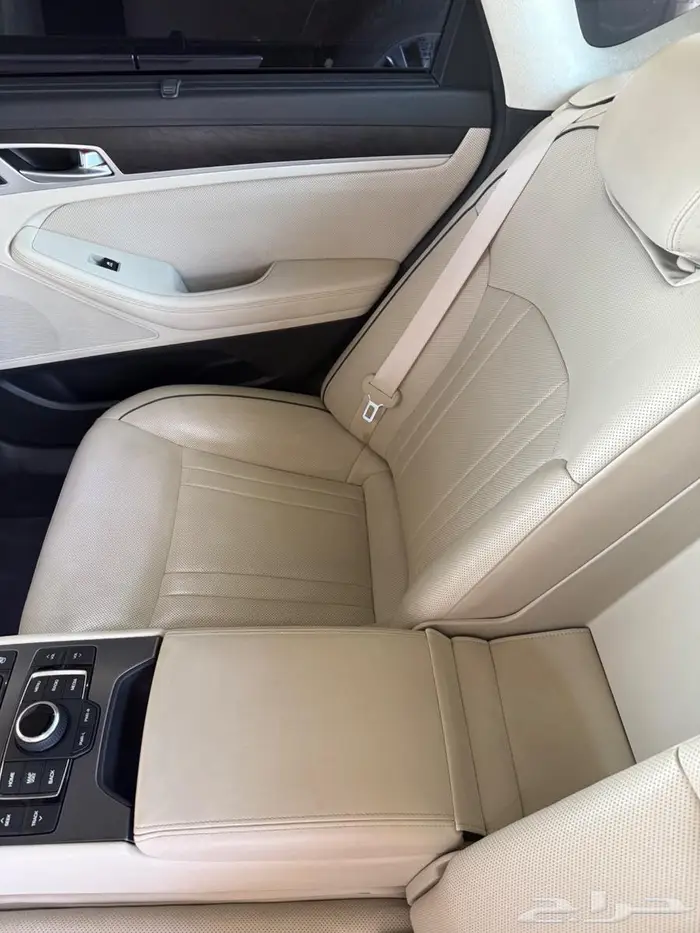 جنسيس رويال 2017 مالك اول 12