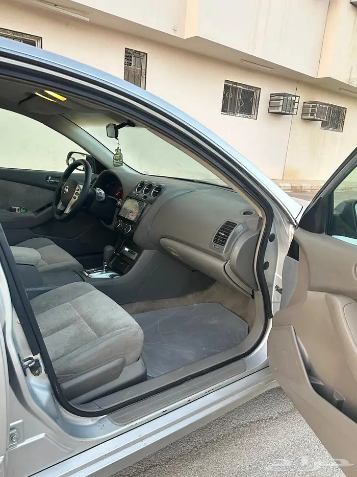 نيسان التيما 2008 نظيفه جدا 16