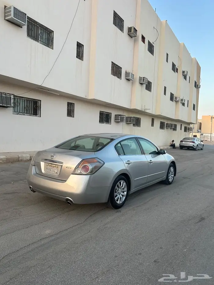 نيسان التيما 2008 نظيفه جدا 7