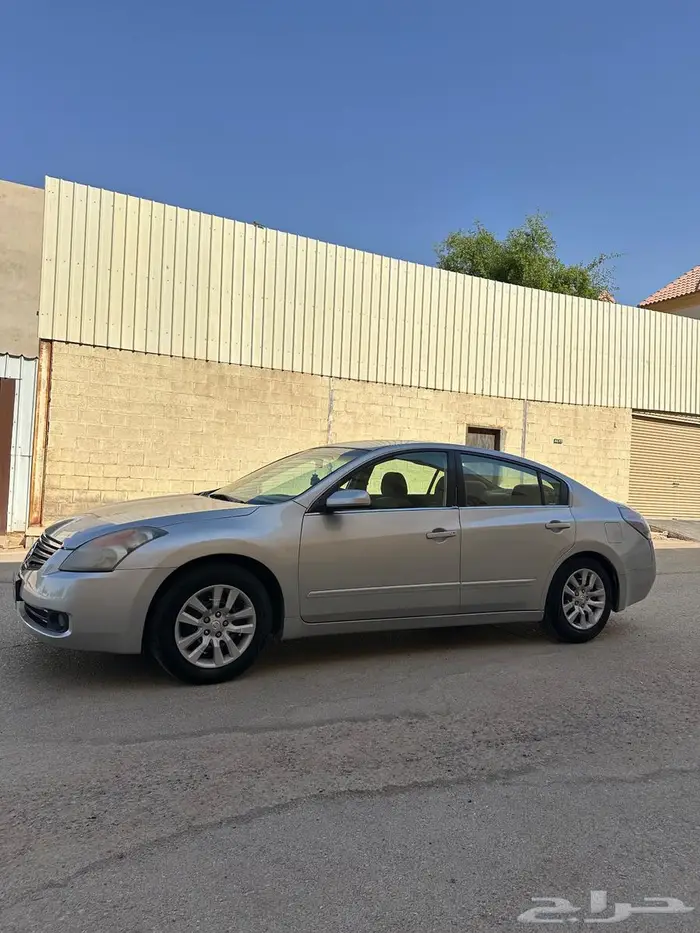 نيسان التيما 2008 نظيفه جدا 4