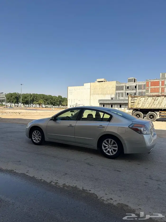 نيسان التيما 2008 نظيفه جدا 2