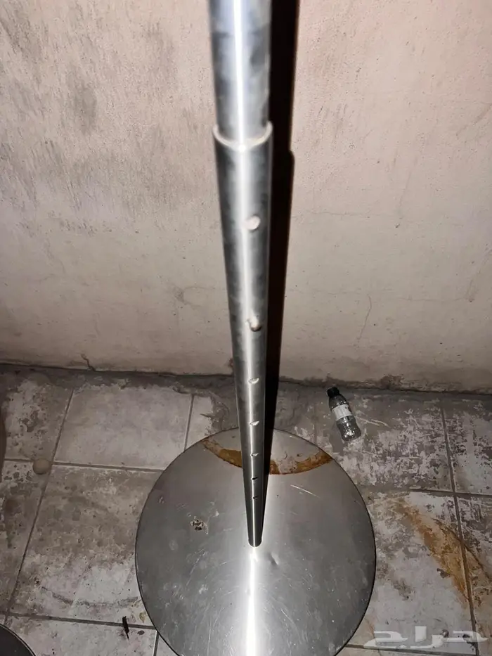 علاقه ملابس من حديد ستاند 2