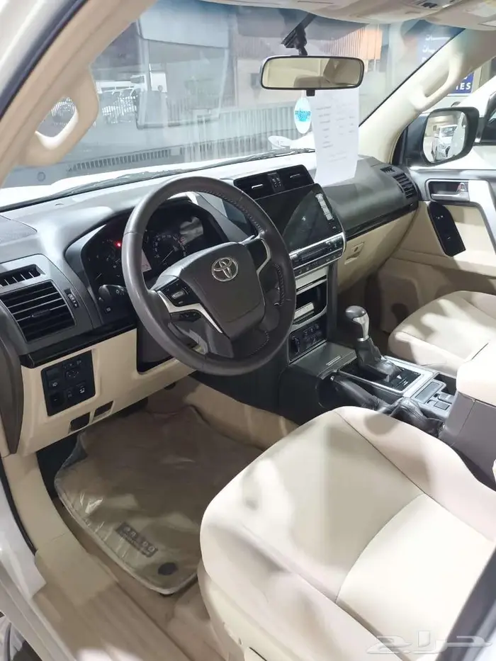 تويوتا برادو بنزين 6 سلندر TXL موديل 2023 22