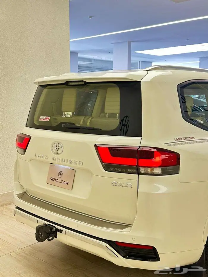 تويوتا GXR لاندكروزر L4 موديل 2023 4
