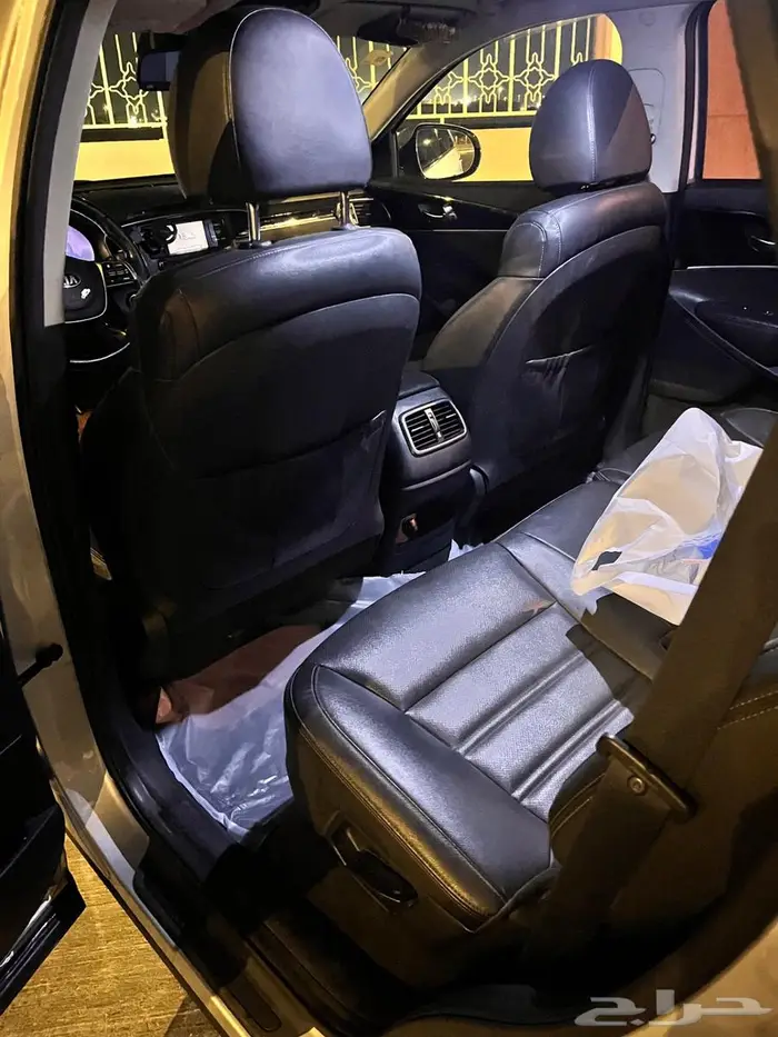 سورينتو 2019 ديزل 7 مقاعد 7