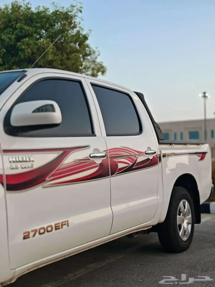 تويوتا هايلكس 2010 جلكس نظيف 20
