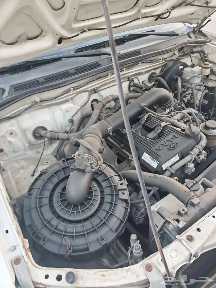 تويوتا هايلكس 2010 جلكس نظيف 8