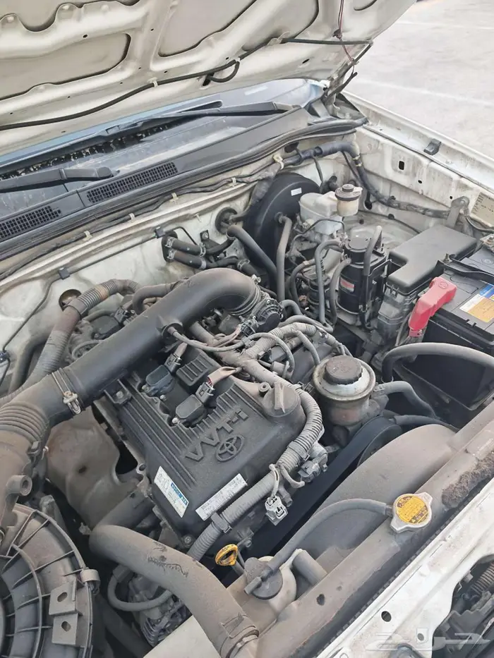 تويوتا هايلكس 2010 جلكس نظيف 10