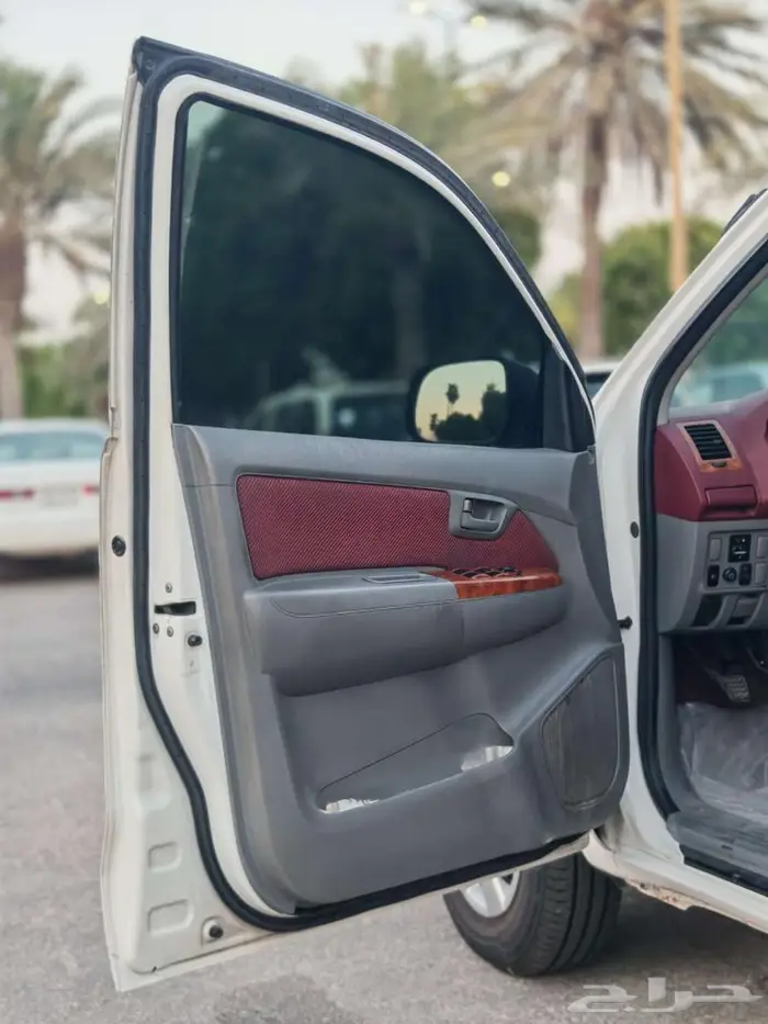 تويوتا هايلكس 2010 جلكس نظيف 27