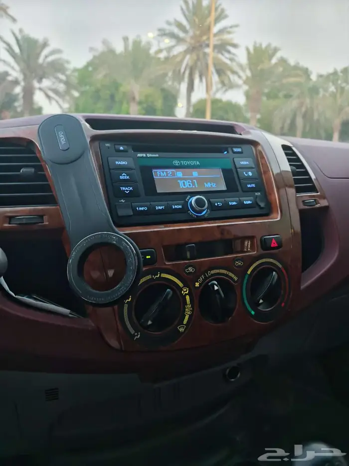 تويوتا هايلكس 2010 جلكس نظيف 45