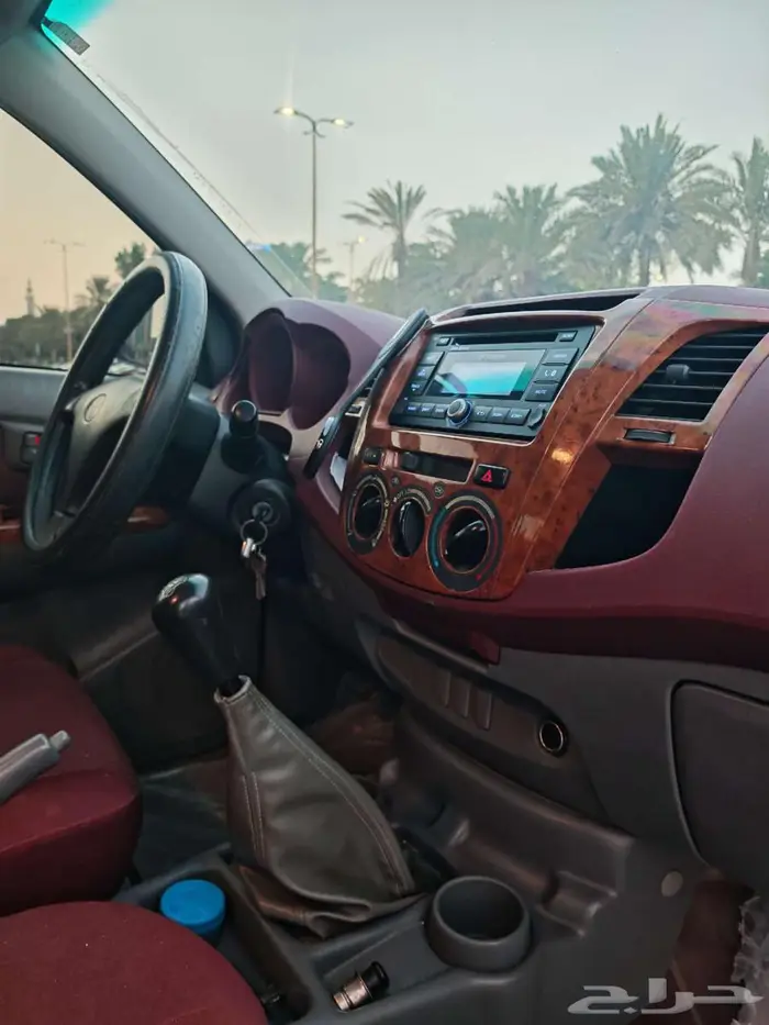 تويوتا هايلكس 2010 جلكس نظيف 40