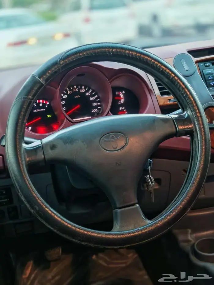 تويوتا هايلكس 2010 جلكس نظيف 32