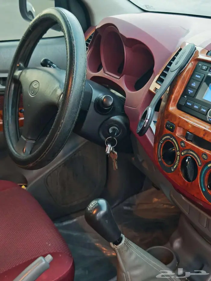 تويوتا هايلكس 2010 جلكس نظيف 50